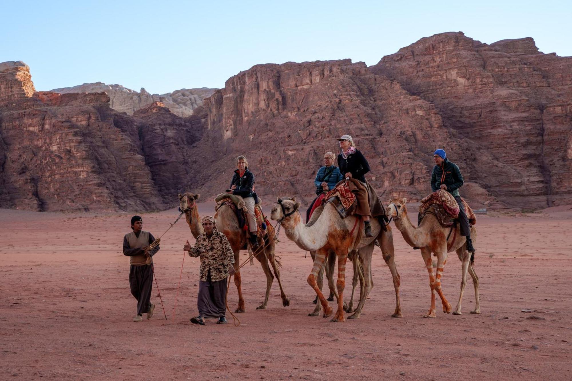 Desert Bird Camp Wadi Rum Exterior photo